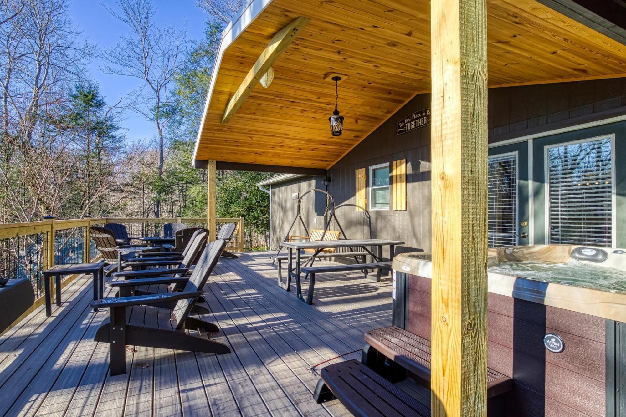 Whispering Winds, Hot Tub, Game Room, Wifi, 1089 Free Tickets Each Paid Day, Dollywood And More ガトリンバーグ エクステリア 写真
