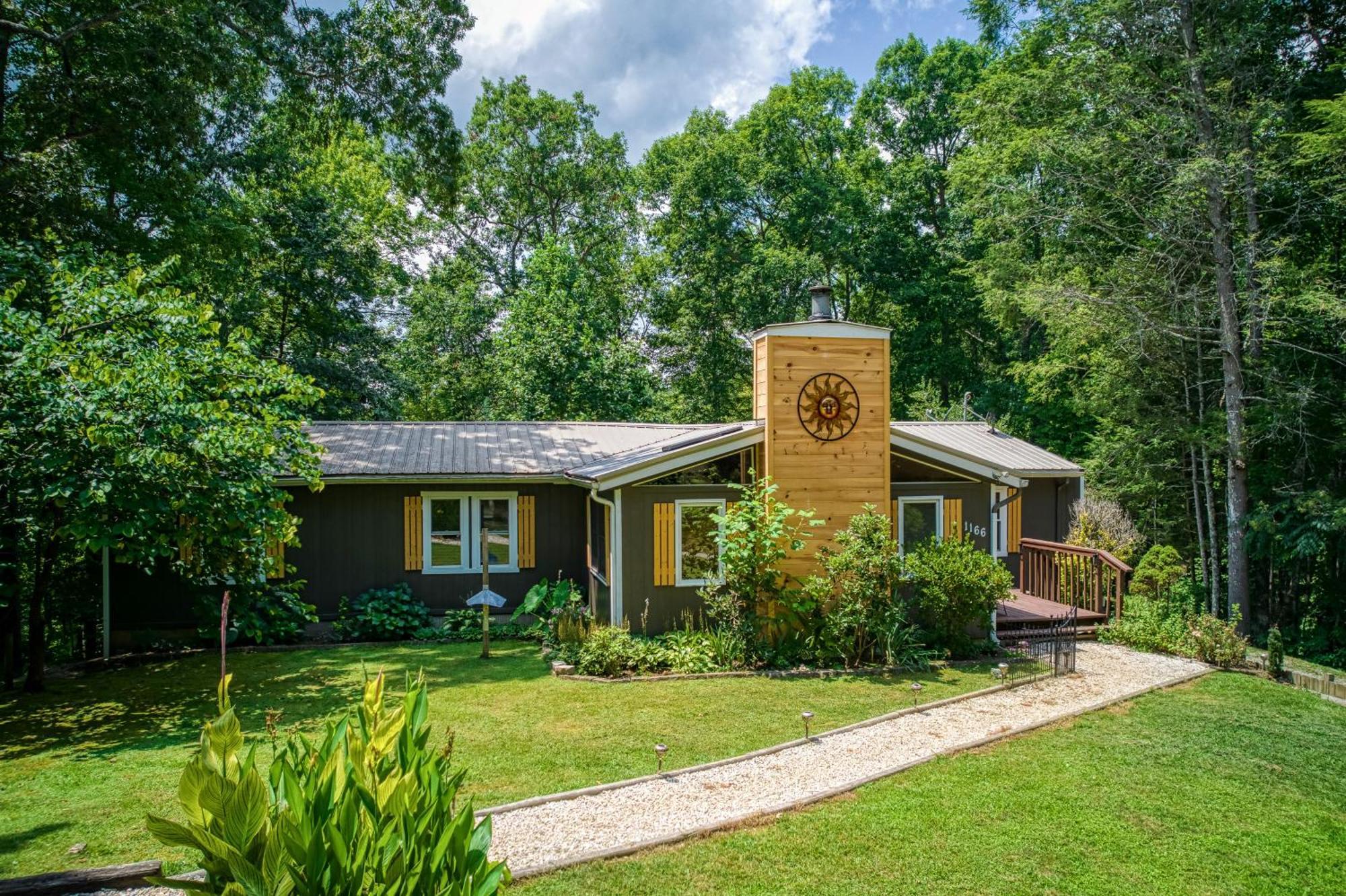 Whispering Winds, Hot Tub, Game Room, Wifi, 1089 Free Tickets Each Paid Day, Dollywood And More ガトリンバーグ エクステリア 写真